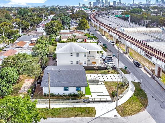 5th image of 1397 NW 40th St #1397