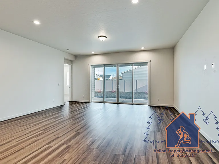 8548 W Lilburn St — Photo 14