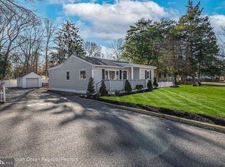 412 Main St, Bayville, NJ 08721