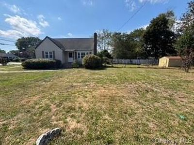 1450 Manatuck Boulevard, Bay Shore, NY, 11706