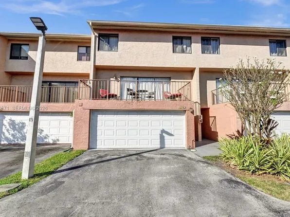 8690 SW 154th Circle Pl #3D, Miami, FL 33193