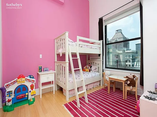 Rented by Sotheby's International Realty | media 42
