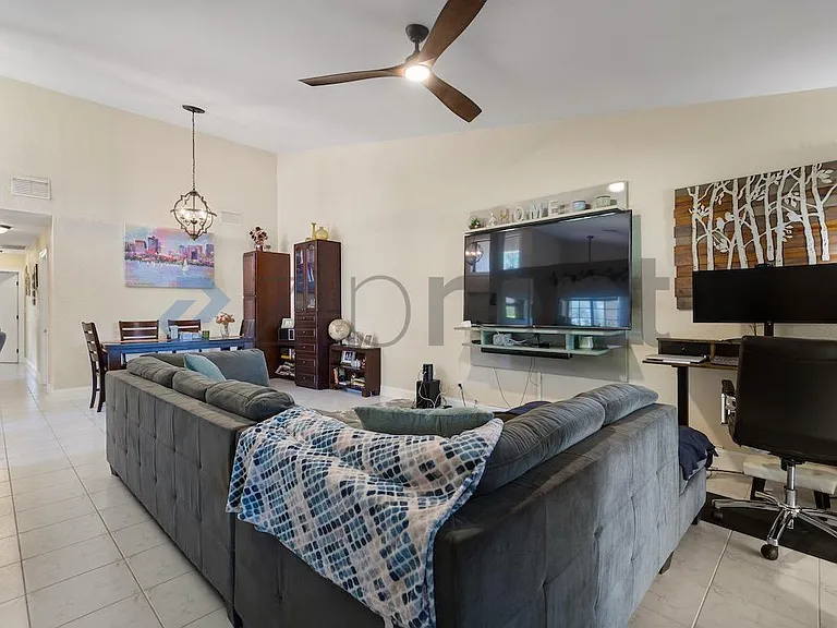 5140 NW 11th Dr — Photo 20