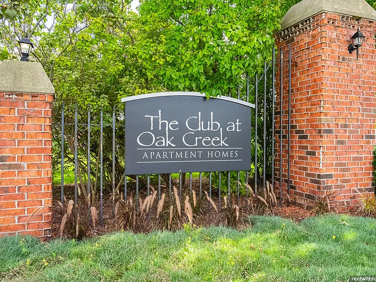 The Club at Oak Creek — Photo 8