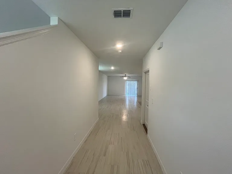 11317 Radiant Shore Loop — Photo 3