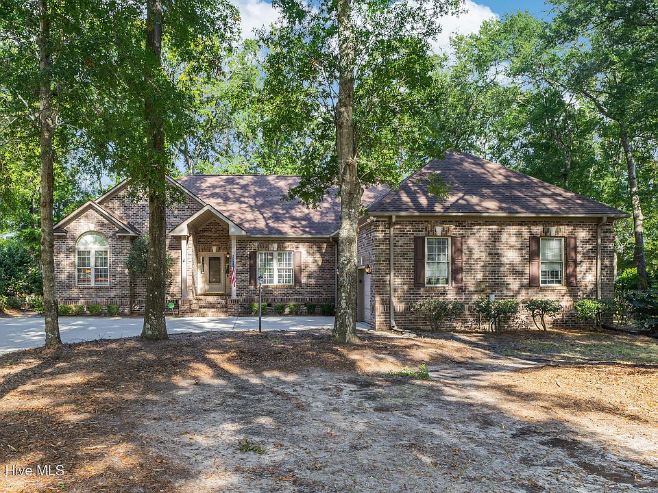 1st image of 651 Oyster Bay Drive