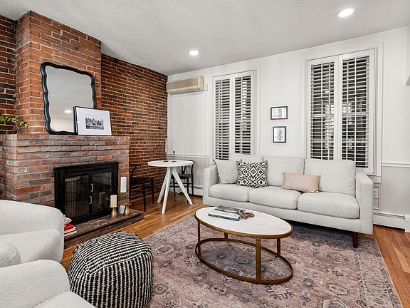 5th image of 22 Shawmut St