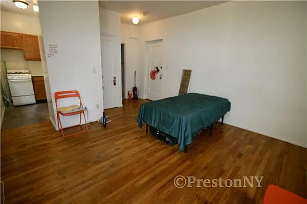 Rented by JM Preston Properties LLC | media 9