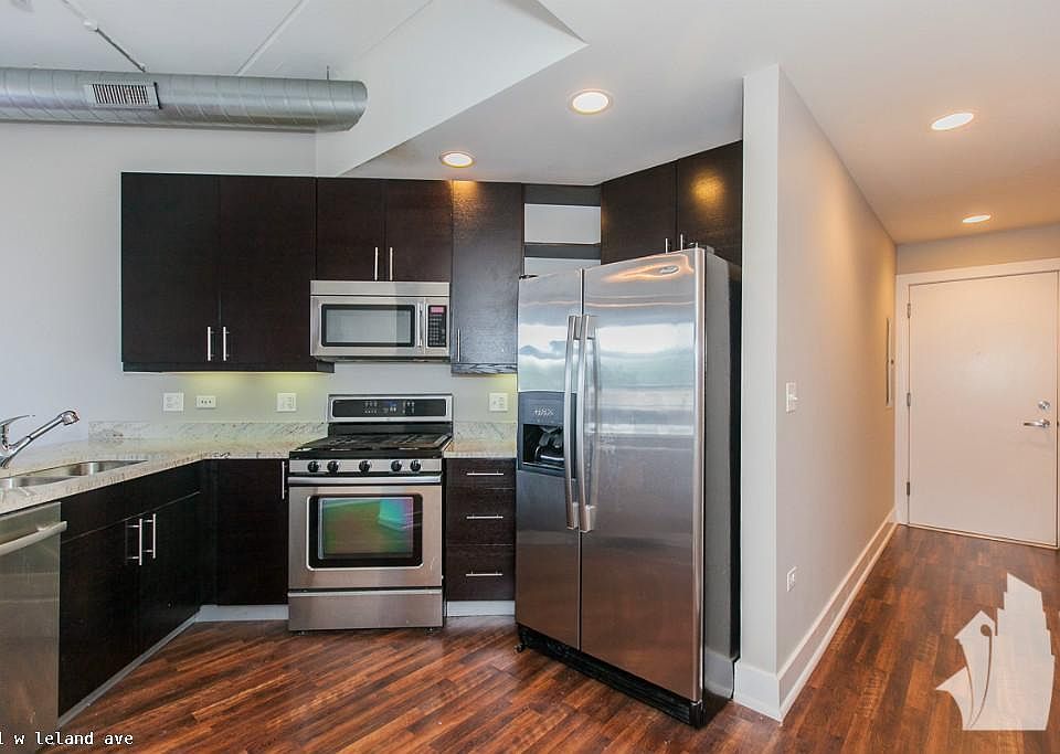 1st image of 3201 W Leland Ave #1122