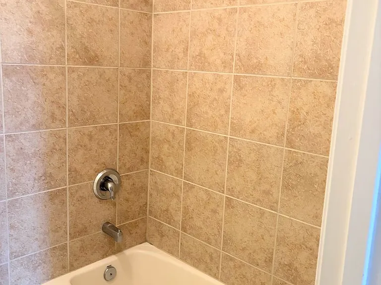 5215 Center St #402 — Photo 17