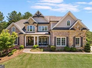 5714 Brendlynn Dr, Suwanee, GA