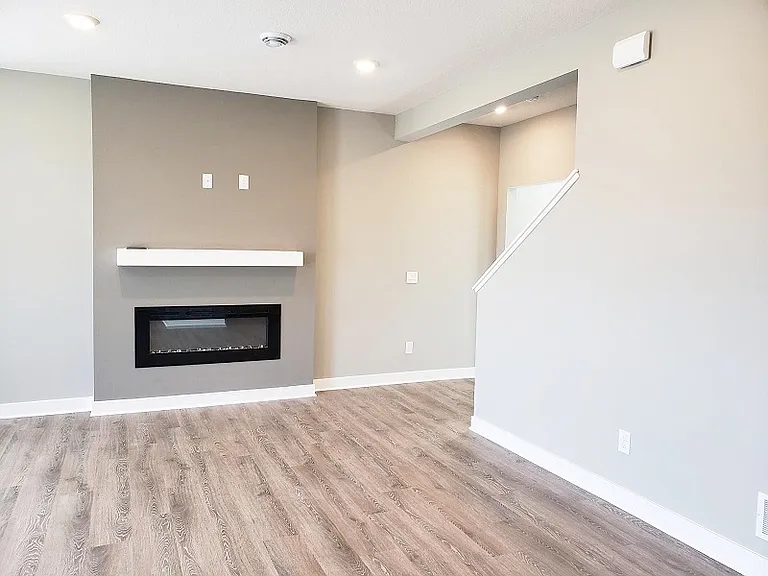 126XX Erskin Cir NE — Photo 11