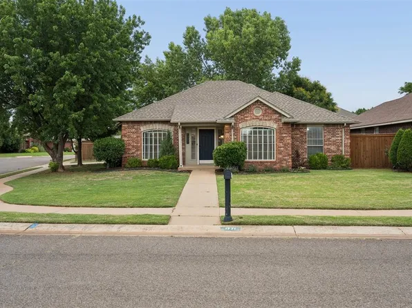 1771 Olde School Point, Edmond, OK 73012