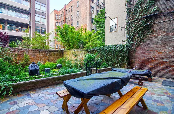 Rented by Compass | media 6