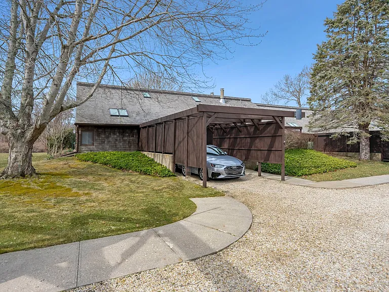 6 Martindale Ct — Photo 22