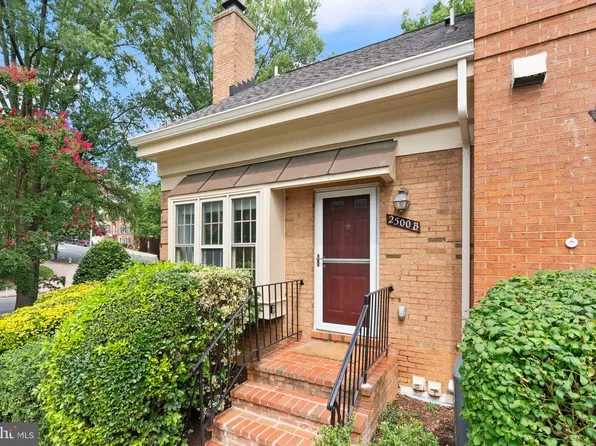 2500 Fairfax Dr #B, Arlington, VA 22201