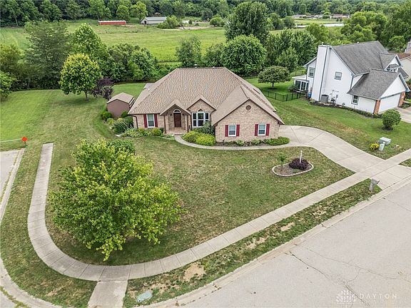 3rd image of 7847 Kings Ridge Cir