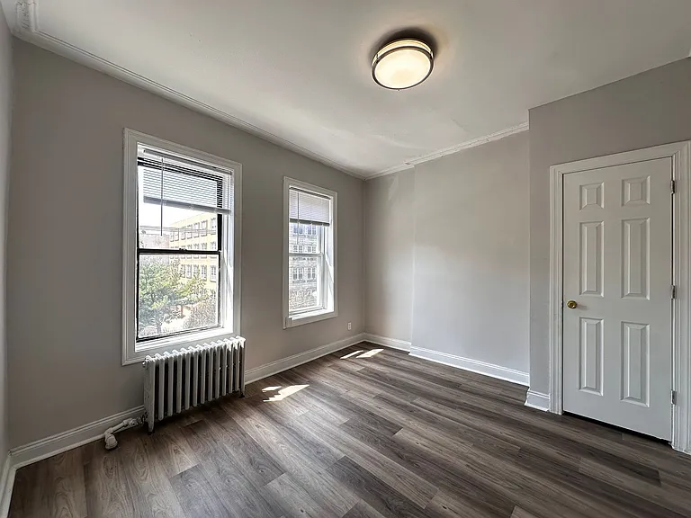39 Broadway #32E — Photo 4