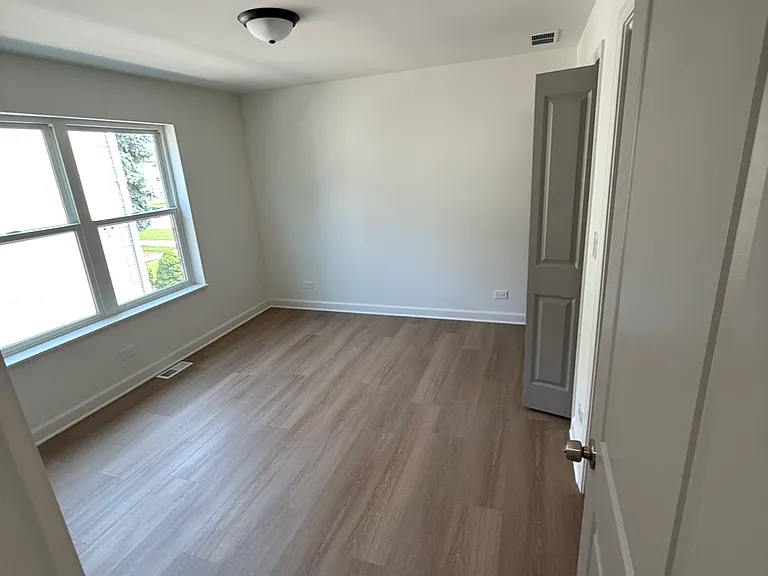 4534 Sunnyside Ave #2 — Photo 4