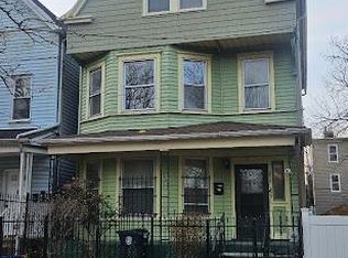 212 3rd St, Newark, NJ