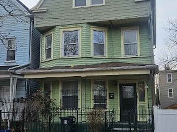 212 3rd St, Newark, NJ 07107