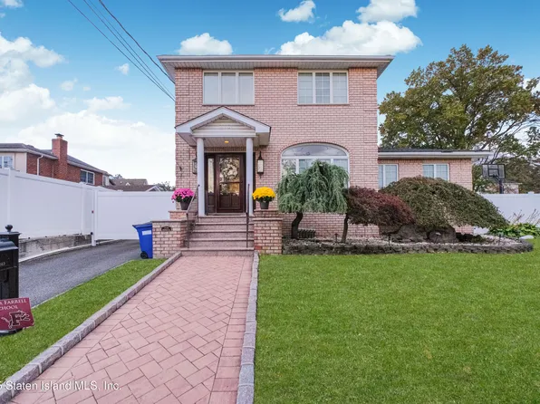 716 Woodrow Rd, Staten Island, NY 10312