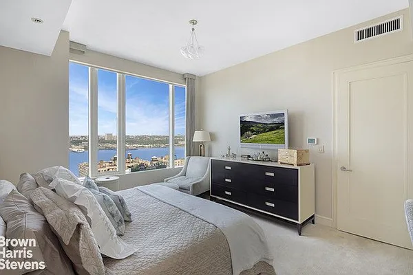 Sold by Brown Harris Stevens | media 11