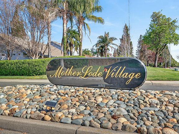 2nd image of 11909 Rising Sun Way