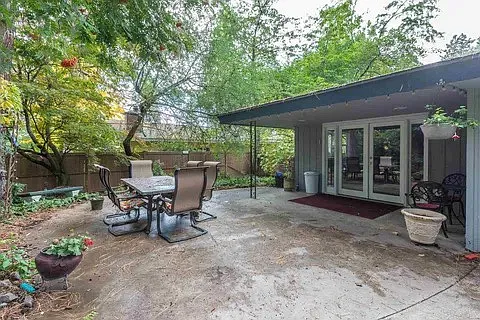 4707 S Helena St — Photo 18