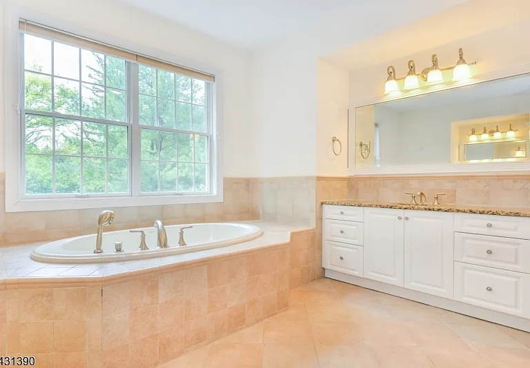 3 Christopher Ct — Photo 25