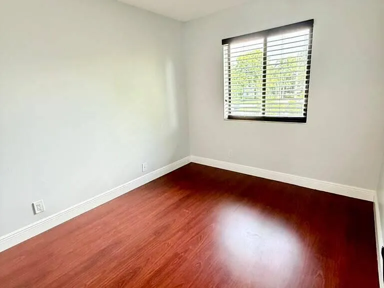 7745 Balboa St — Photo 9