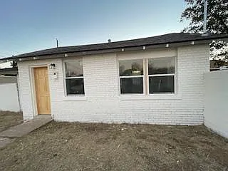 1001 College Ave #B Photo 1