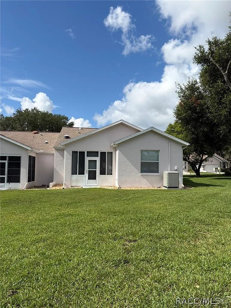2 bed, 2.0 bath, 1386 sqft, $1,700 — Photo 3