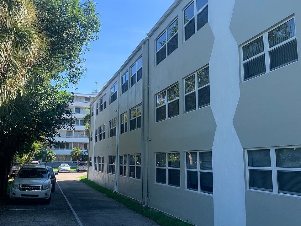 Building Photo 3