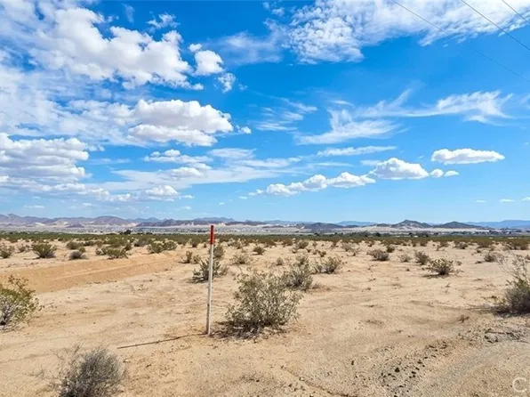 72300 Valle Vista Rd, Twentynine Palms, CA 92277