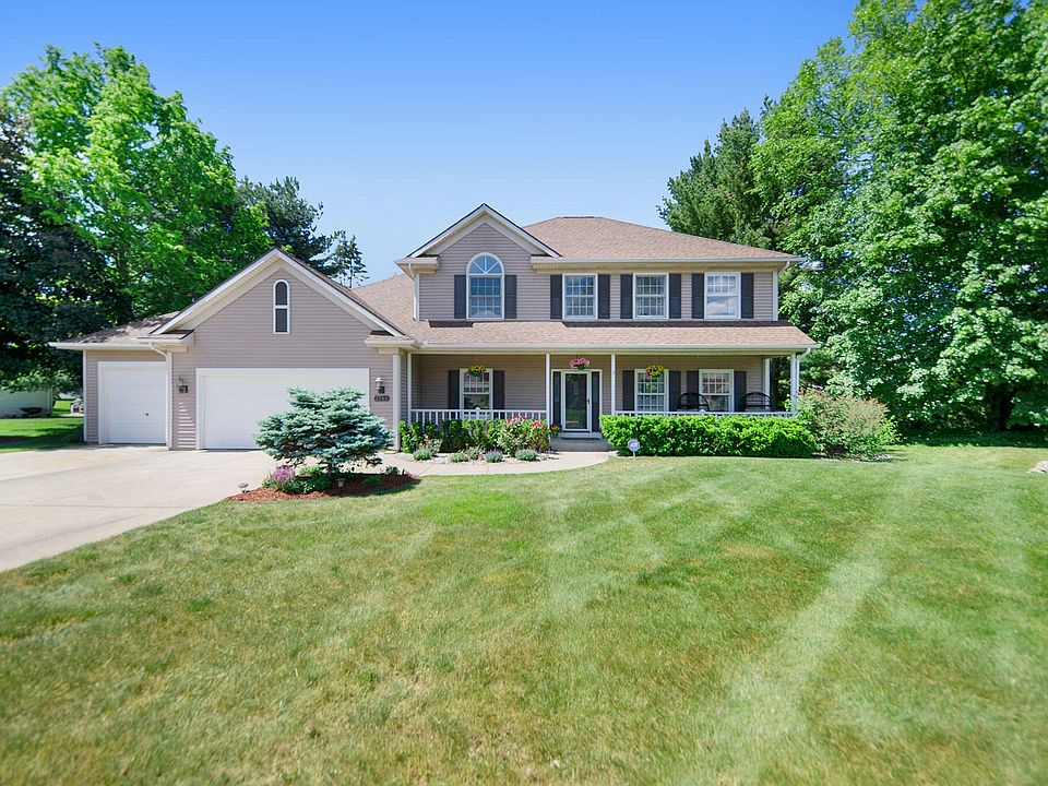 1st image of 2700 Glenalmond Dr