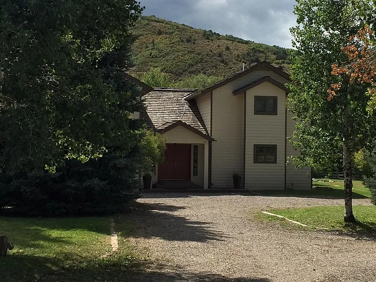 120 Letey Ln — Photo 15