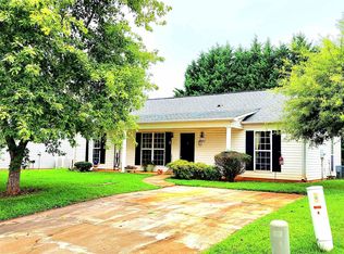 321 Split Oak Ln, Inman, SC 29349