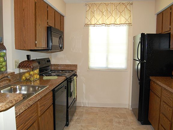 5th image of 5393 Cambria Way