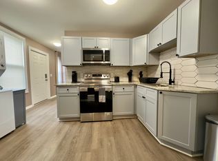 499 Pawling Ave APT 3, Troy, NY 12180