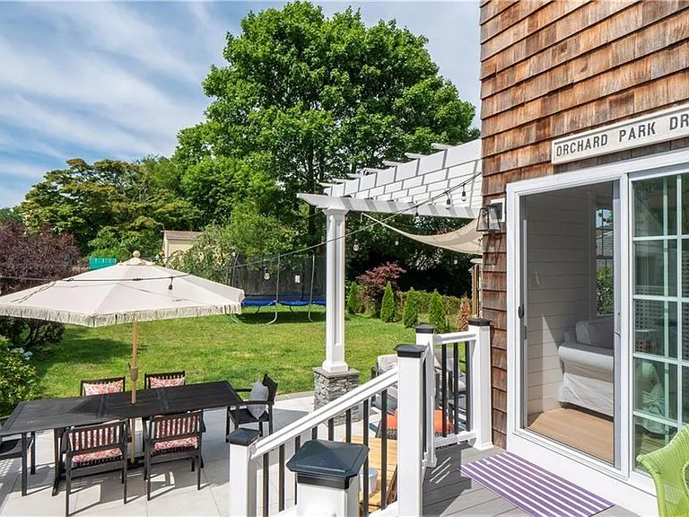 122 Ruggles Ave — Photo 44