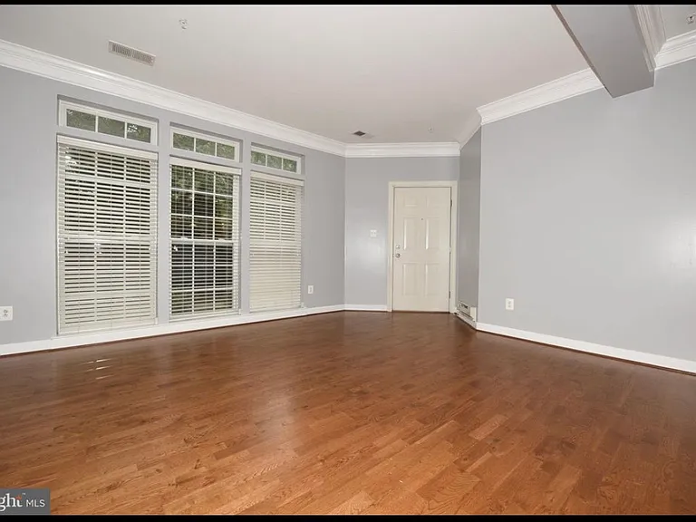 5723 Callcott Way #L — Photo 8