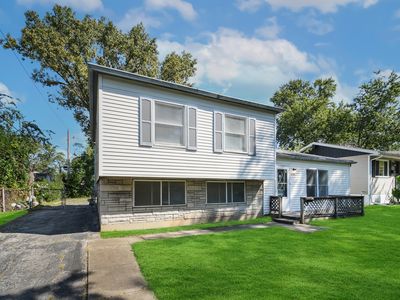 1755 Reichert Ave, Sauk Village, IL, 60411