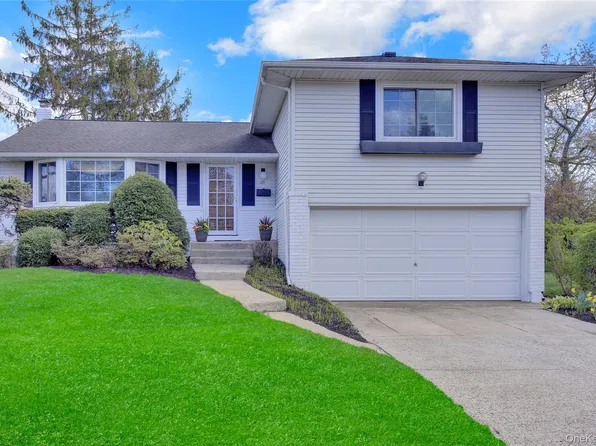 25 Lake Shore Boulevard, Massapequa, NY 11758