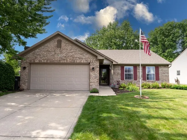 6145 Miller Woods Ln, Indianapolis, IN 46237