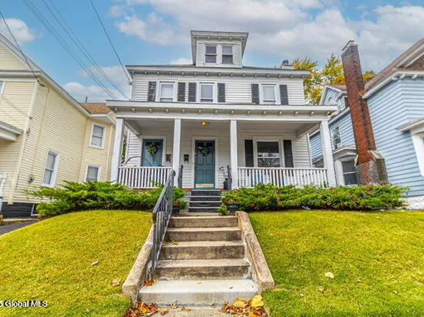 136 Elmer Avenue, Schenectady, NY 12308