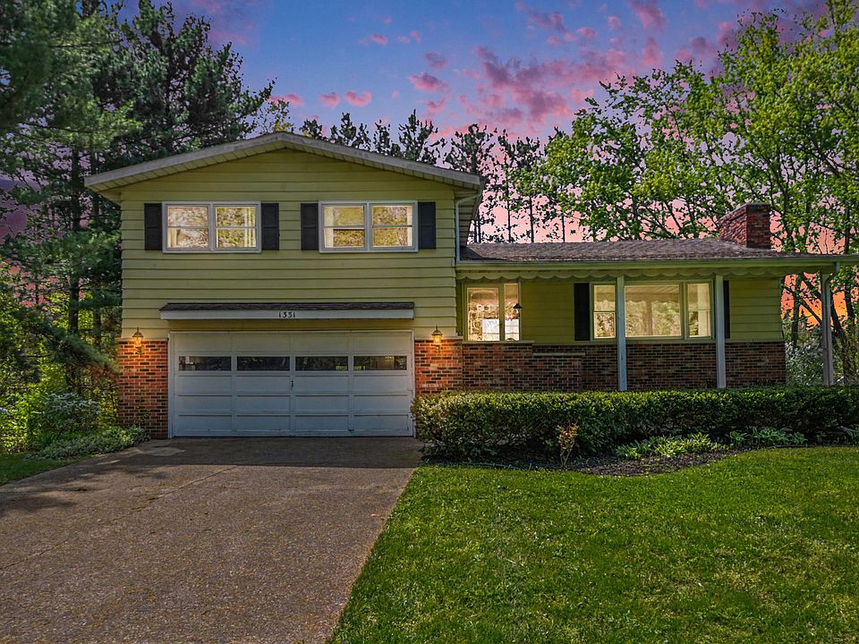 1st image of 1331 Vineland Path