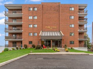 235 South St S #101, Gananoque, ON K7G1A4