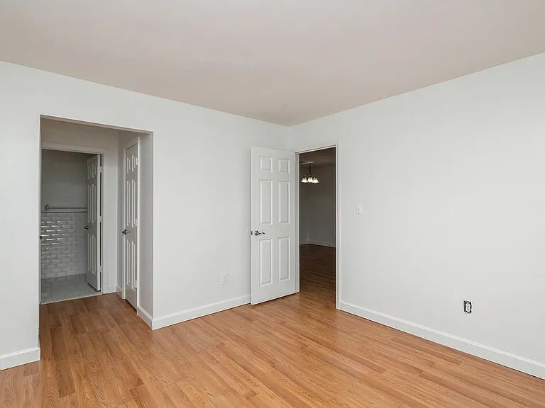 Zen Long Island at Wheatley Heights 55+ Community — Photo 7