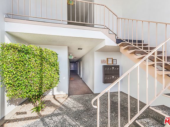 3rd image of 3714 Inglewood Blvd